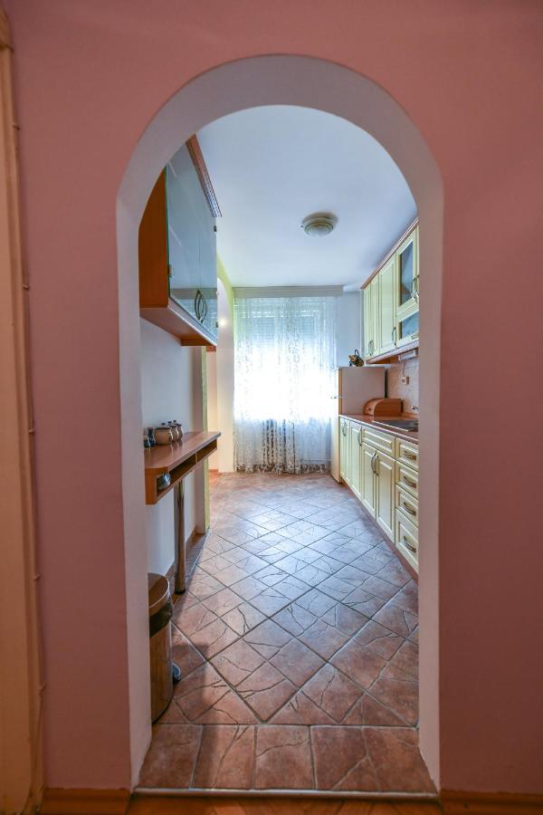 Lux Apartman Cvetkovic Kraljevo Exterior photo